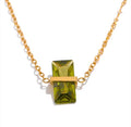 Collar de cristal rectangular verde