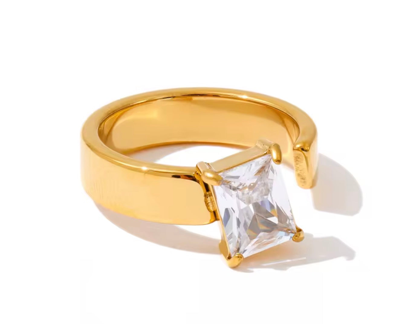 Anillo chunky abierto con cristal rectangular