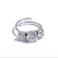 Anillo ajustable con cristales plateado