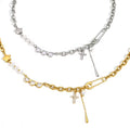 Cadena con charms plateado y dorado