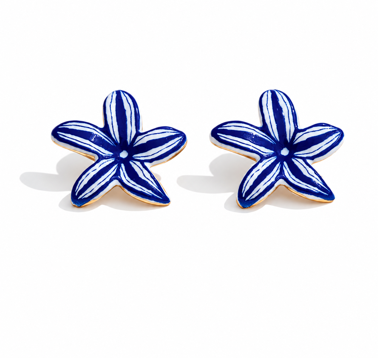 Aretes flor azul con blanco