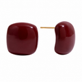 Aretes cuadrados lisos guinda